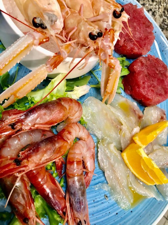 Mingone Hotel Ristorante Isola di Liri Екстер'єр фото