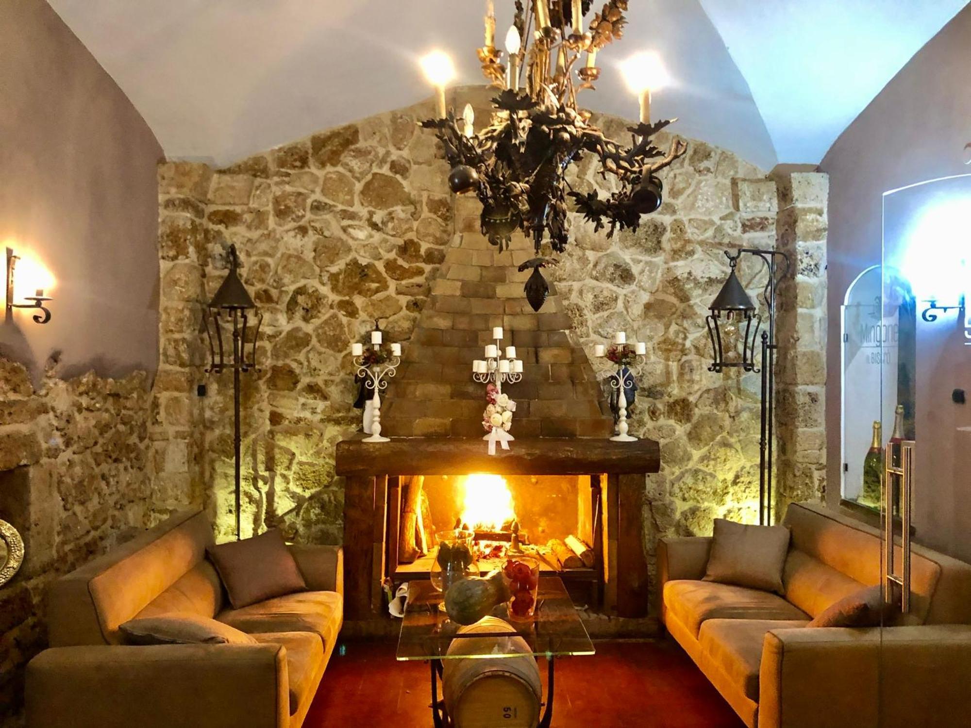 Mingone Hotel Ristorante Isola di Liri Екстер'єр фото